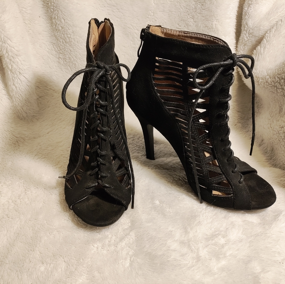 Mila Lady Black Lace Up Heels 5.5